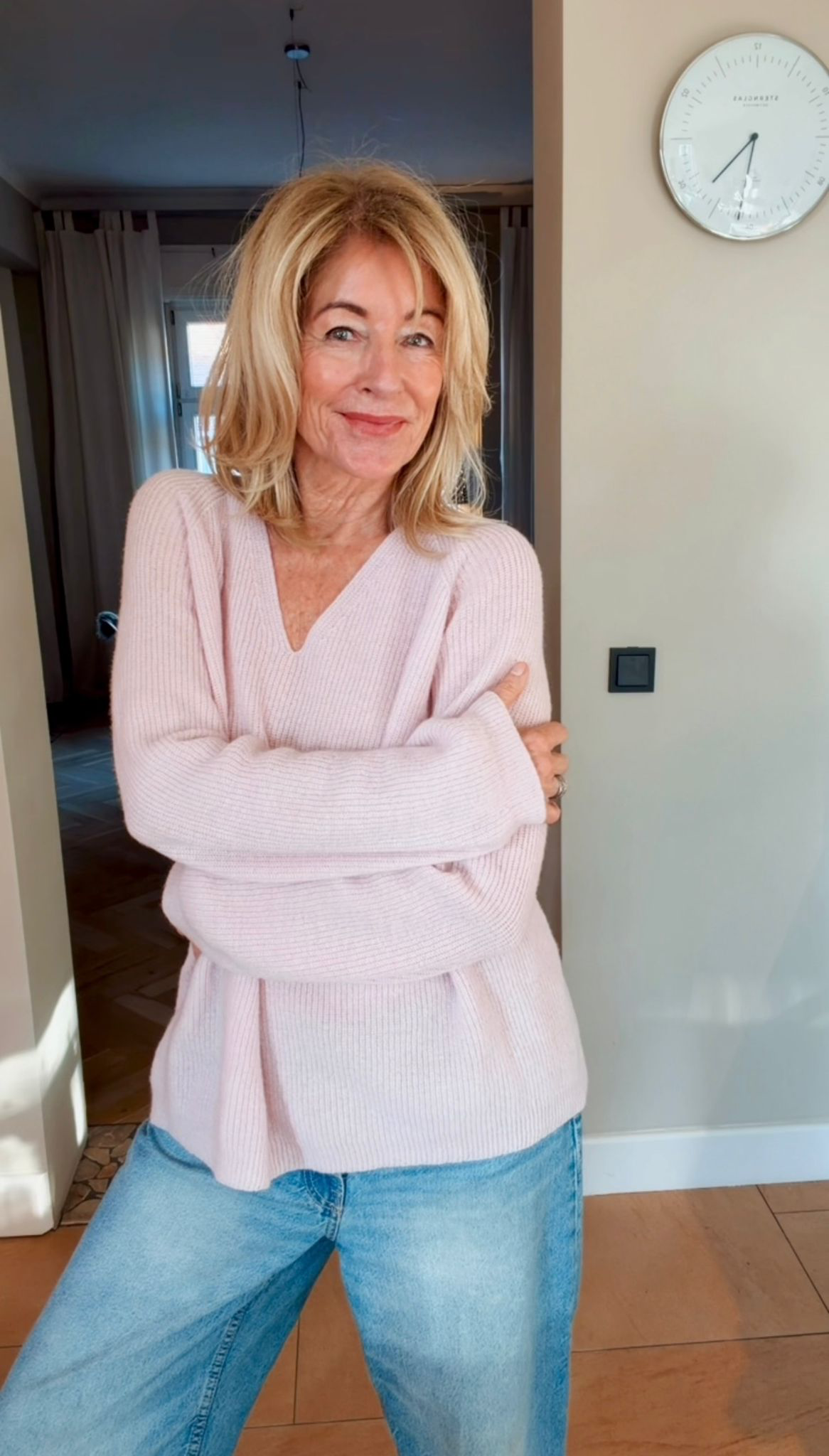 Charismalook V-neck Basic Rose