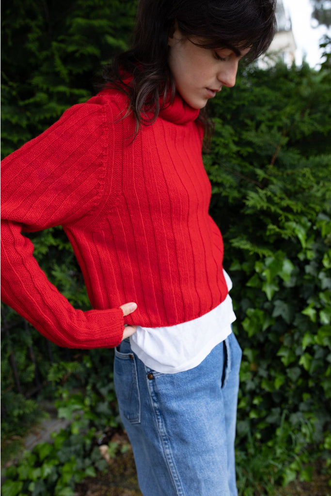 ribbed cropped jumper - www.karinrocke.com