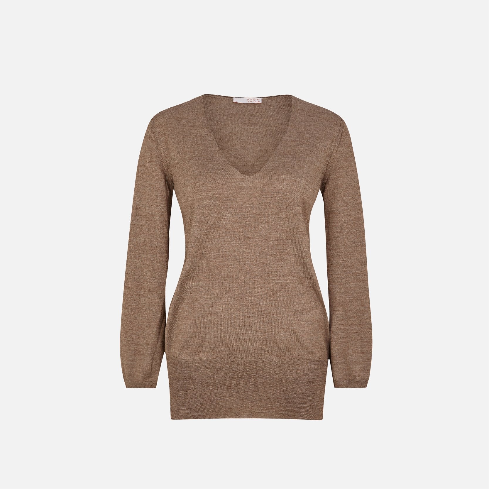 V - neck jumper in merino and silk - www.karinrocke.com